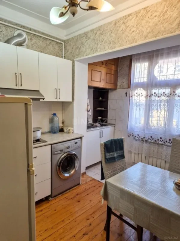 Satılır 2 otaqlı mənzil 60 m²