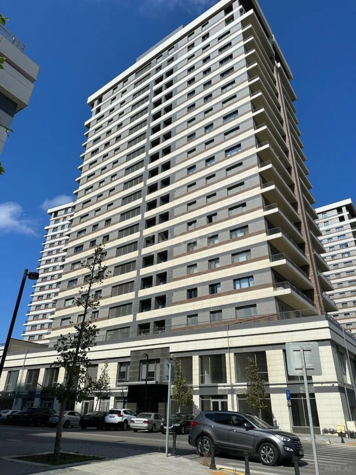 Kirayə verilir 3 otaqlı mənzil 140 m²