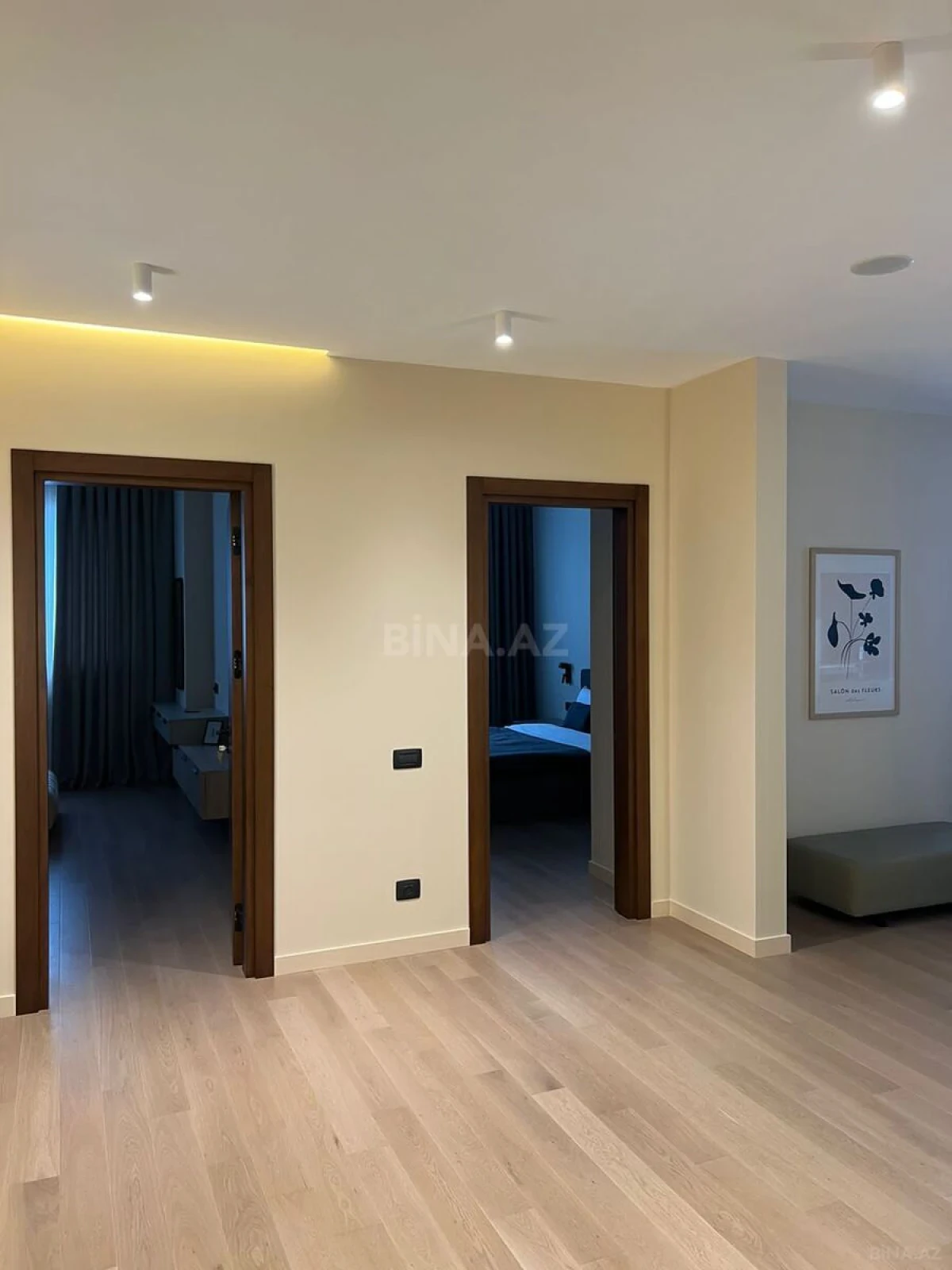Kirayə verilir 3 otaqlı mənzil 140 m²