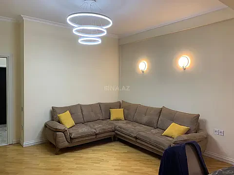 Kirayə verilir 2 otaqlı mənzil 75 m²