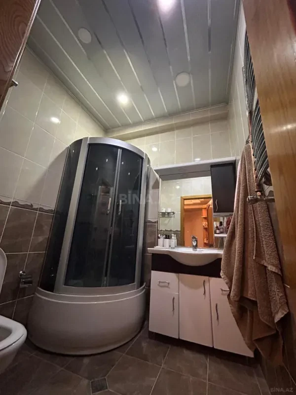 Kirayə verilir 2 otaqlı mənzil 80 m²