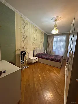 Kirayə verilir 2 otaqlı mənzil 80 m²