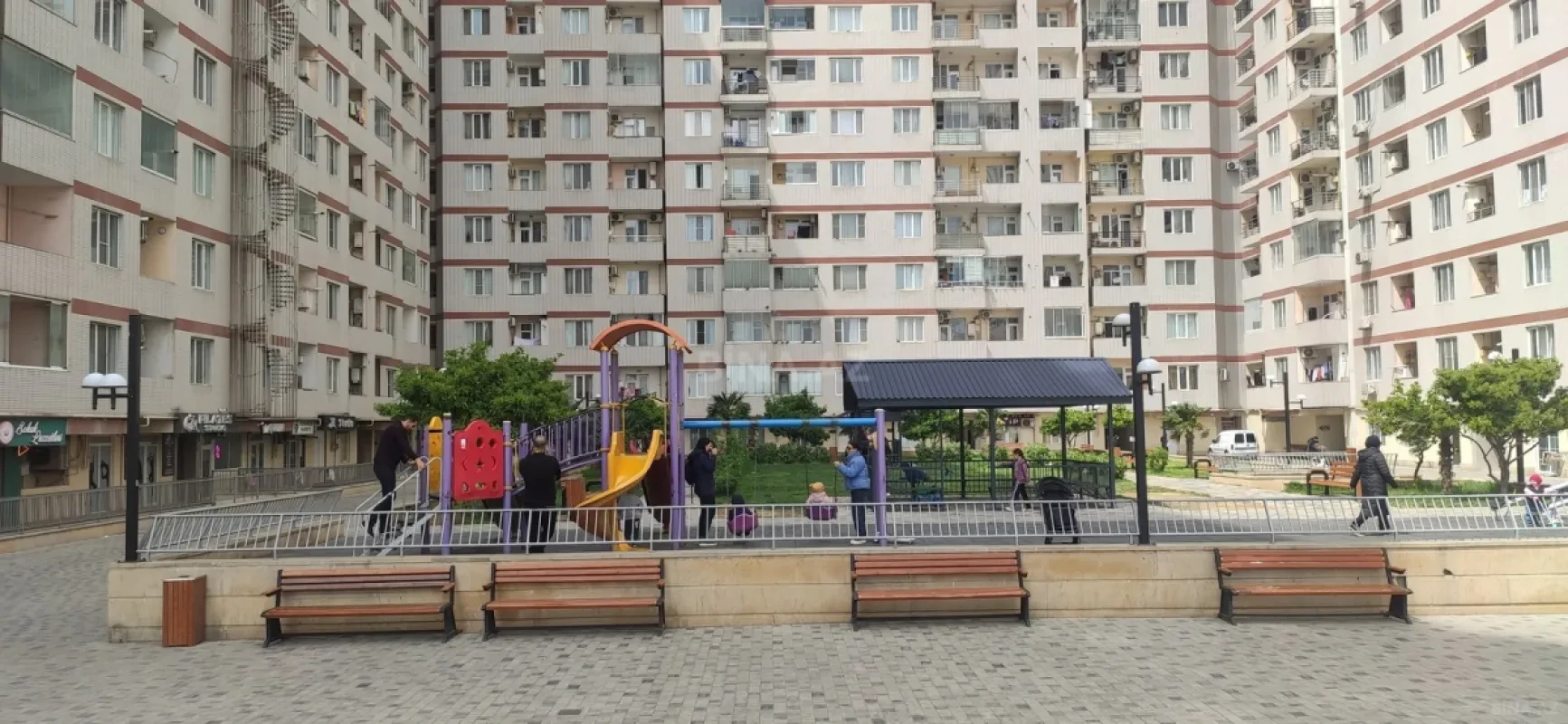 Satılır 3 otaqlı mənzil 55 m²