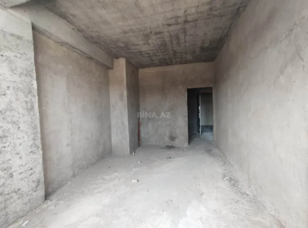 Satılır 3 otaqlı mənzil 138 m²