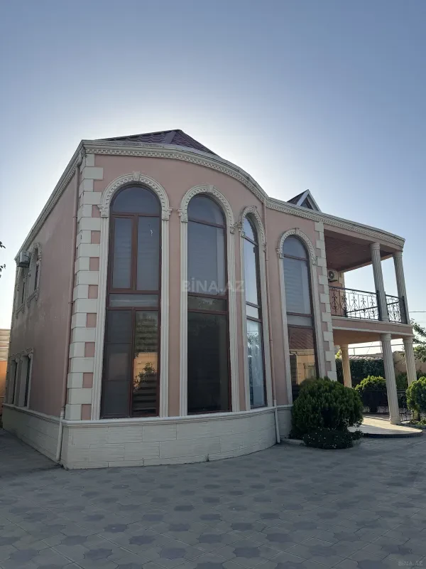 Kirayə verilir 5 otaqlı həyət evi 300 m²