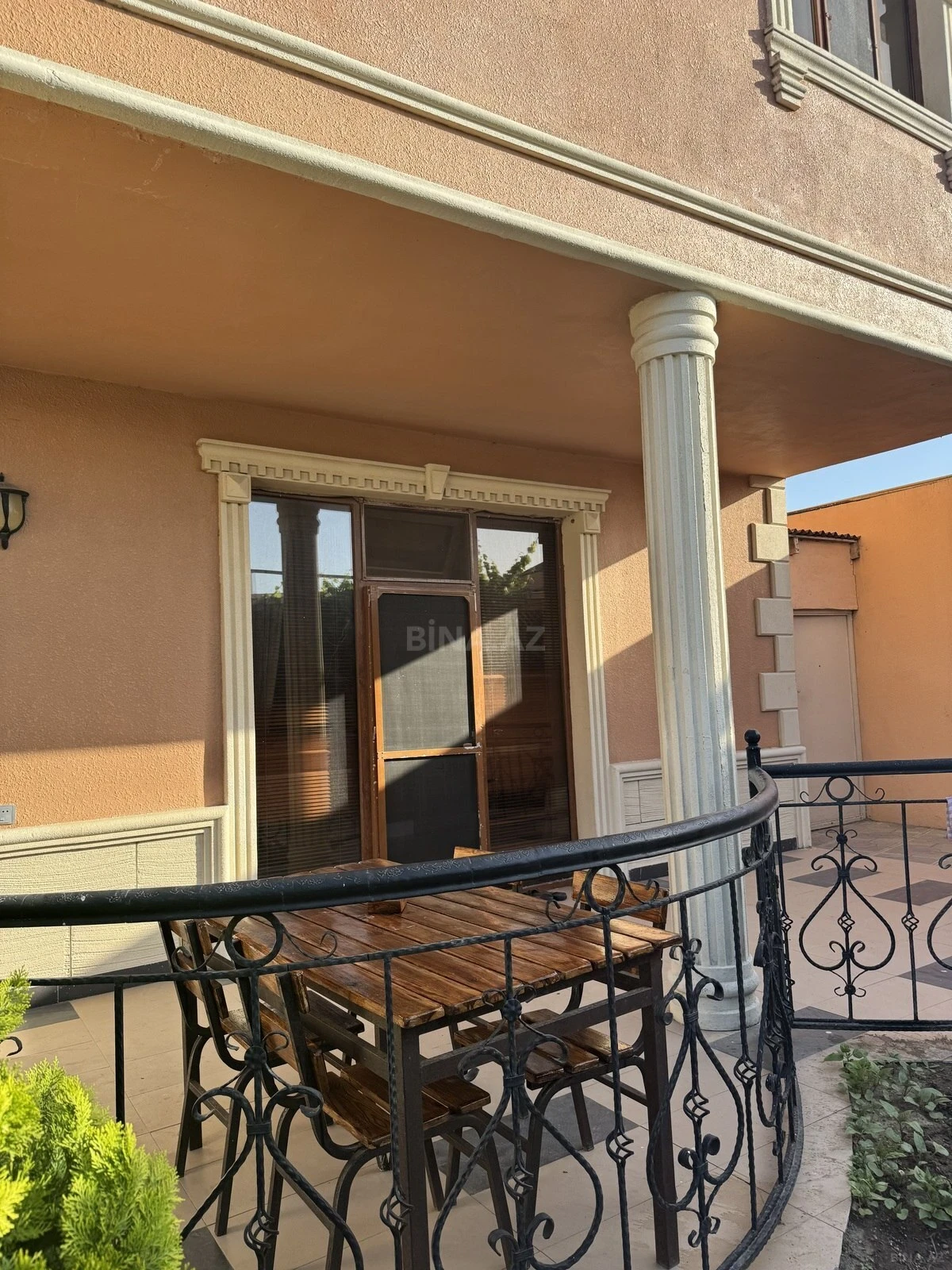 Kirayə verilir 5 otaqlı həyət evi 300 m²