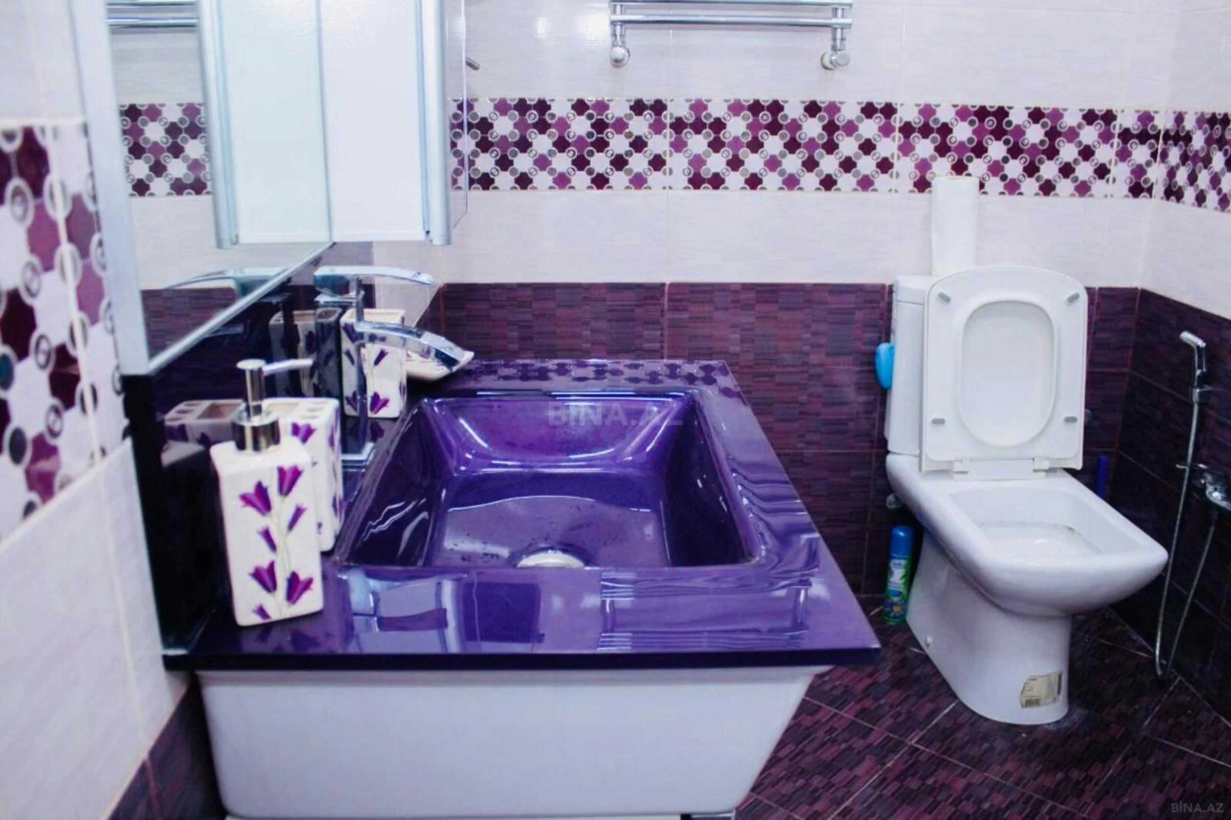 Kirayə verilir 5 otaqlı həyət evi 300 m²