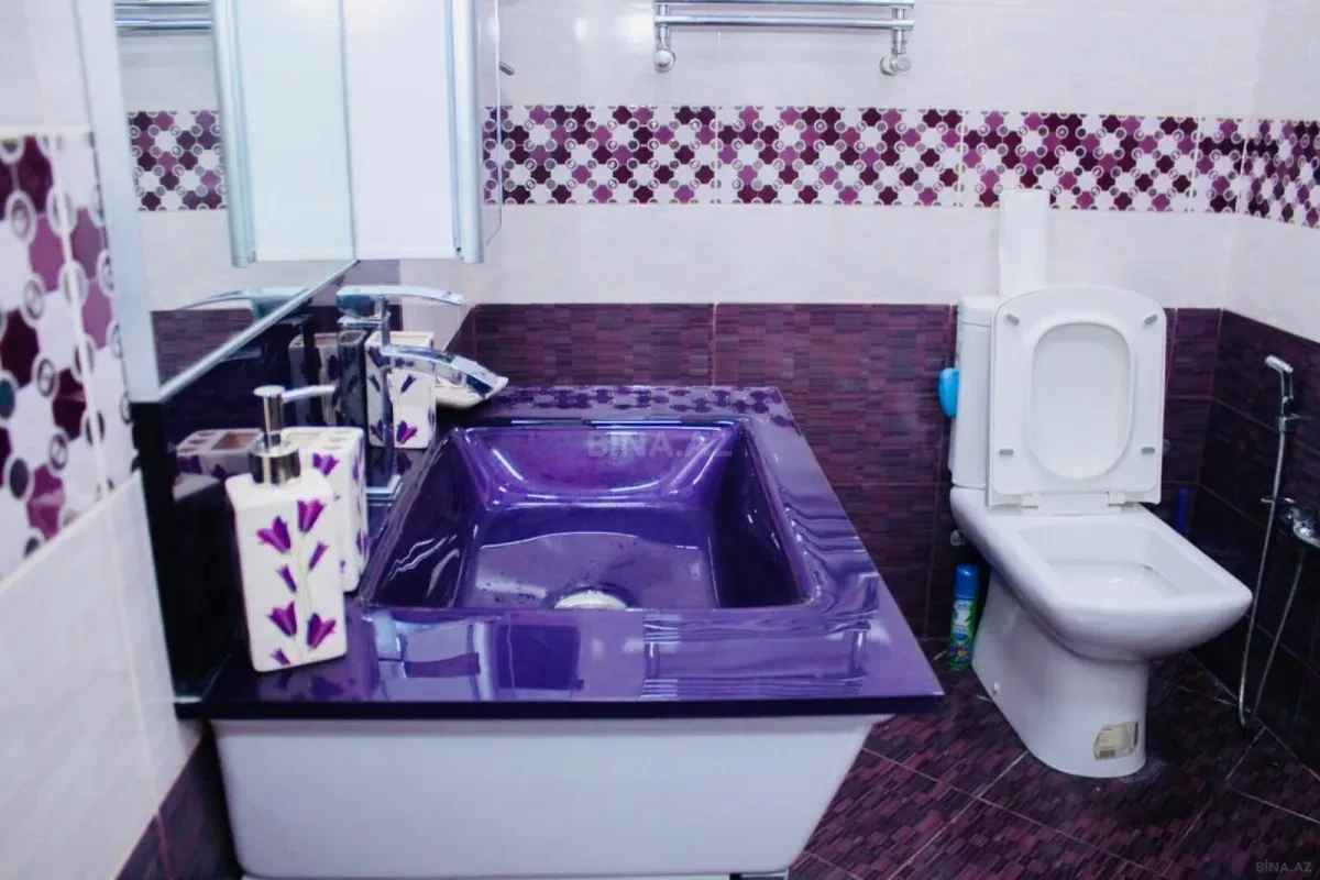 Kirayə verilir 5 otaqlı həyət evi 300 m²