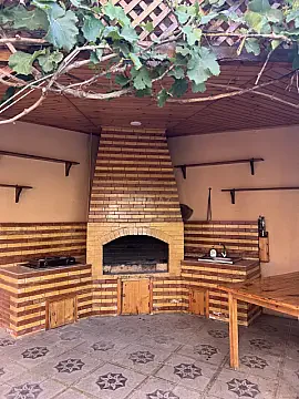 Kirayə verilir 5 otaqlı həyət evi 300 m²