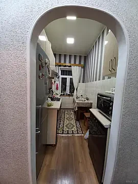 Satılır 2 otaqlı mənzil 42 m²