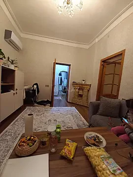 Satılır 2 otaqlı mənzil 42 m²