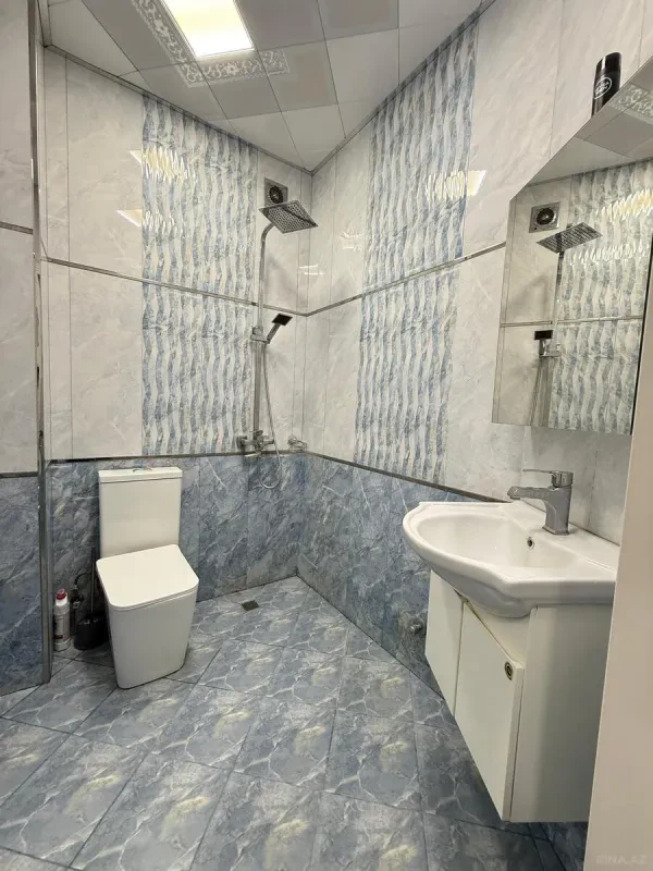 Satılır 2 otaqlı mənzil 69 m²