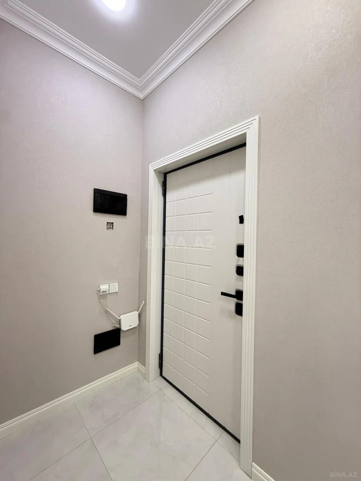 Satılır 2 otaqlı mənzil 69 m²