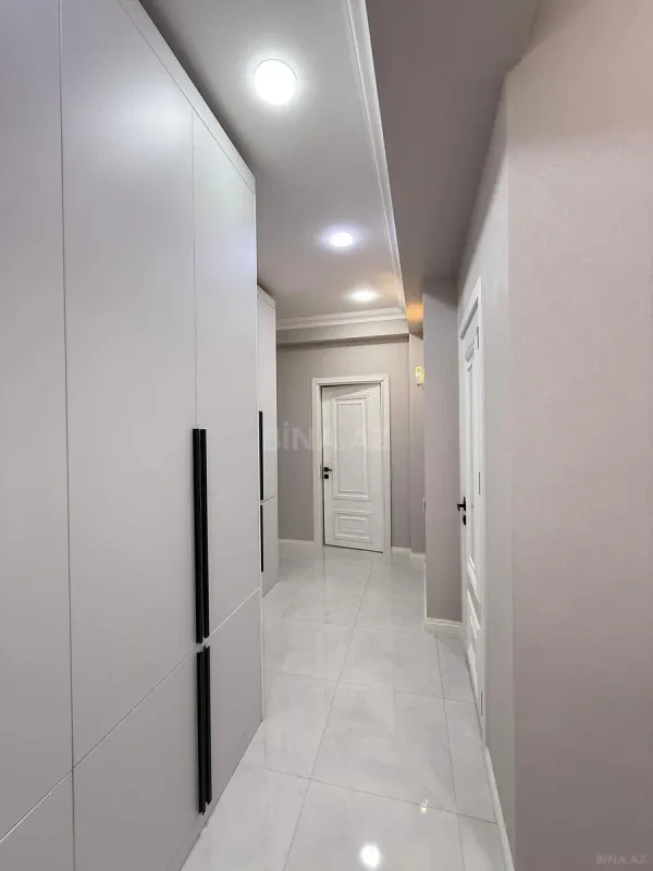 Satılır 2 otaqlı mənzil 69 m²