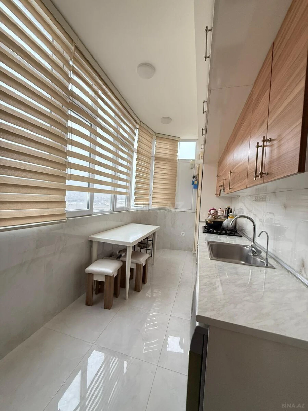 Satılır 2 otaqlı mənzil 69 m²