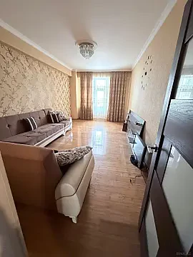 Kirayə verilir 3 otaqlı mənzil 110 m² — Bakı, Yeni Günəşli 3 otaq 110.00 m²