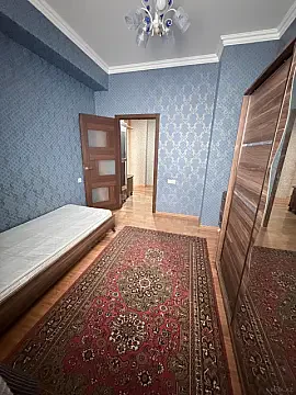 Kirayə verilir 3 otaqlı mənzil 110 m²