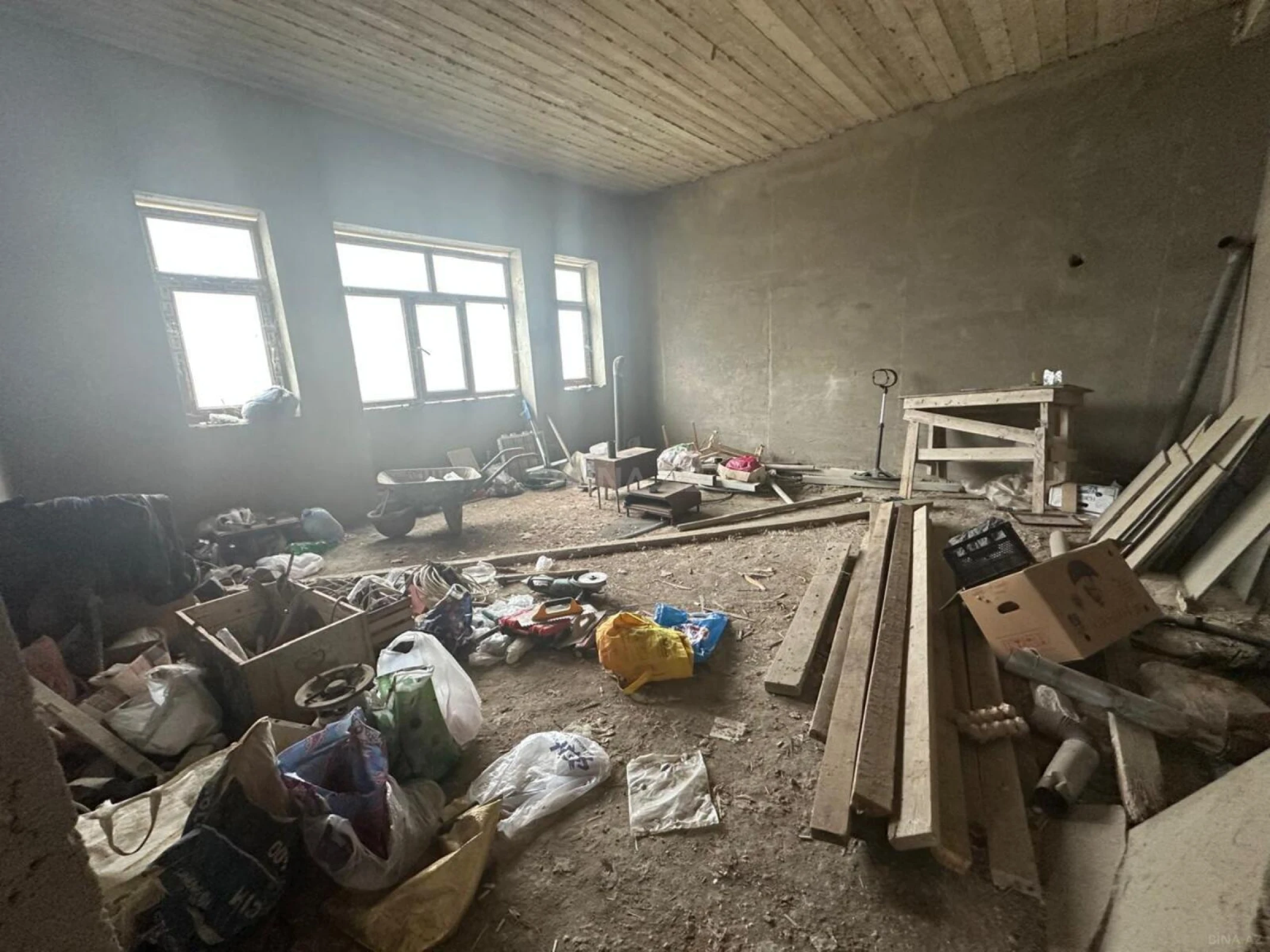 Satılır 7 otaqlı həyət evi 634 m²