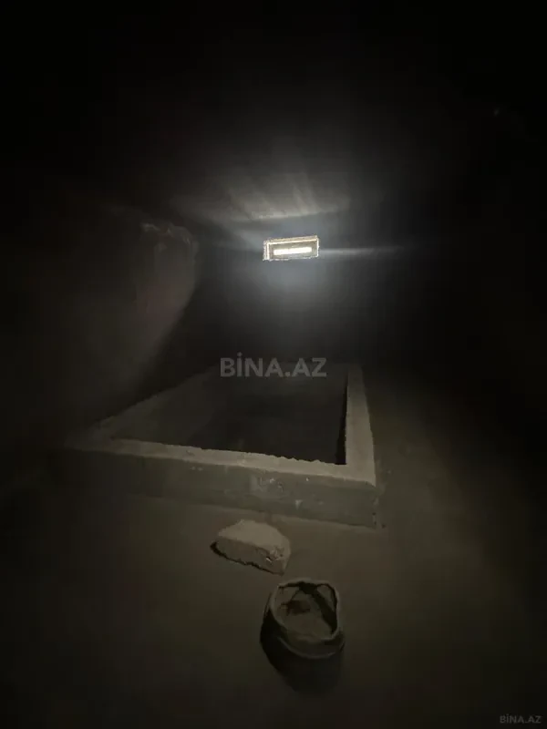 Satılır 7 otaqlı həyət evi 634 m²