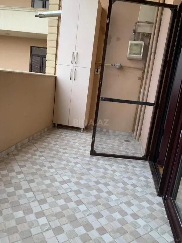Kirayə verilir 2 otaqlı mənzil 70 m²