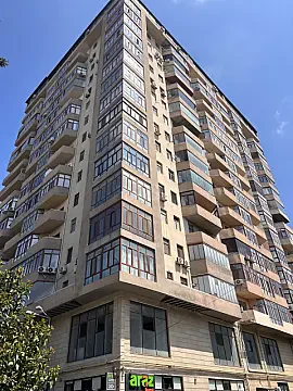 Satılır obyekt 326 m² — Bakı 326.00 m²