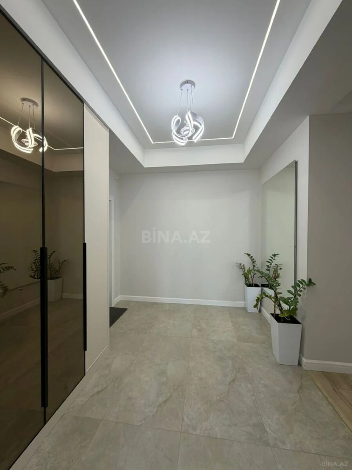 Kirayə verilir 3 otaqlı mənzil 110 m²