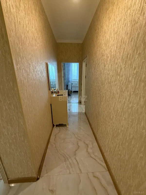 Satılır 2 otaqlı mənzil 68 m²