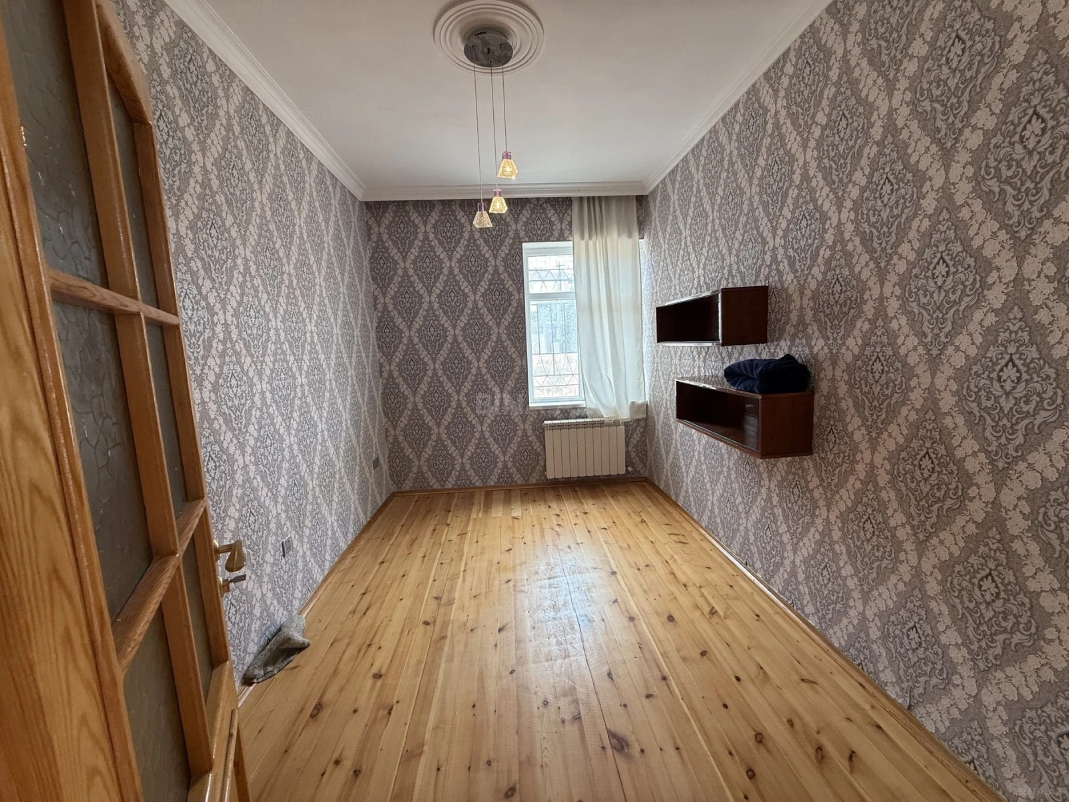 Satılır 4 otaqlı həyət evi 130 m²