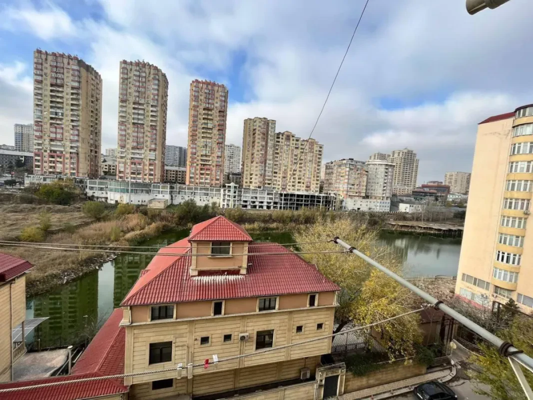 Kirayə verilir 2 otaqlı mənzil 50 m²