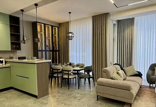 Kirayə verilir 2 otaqlı mənzil 106 m²