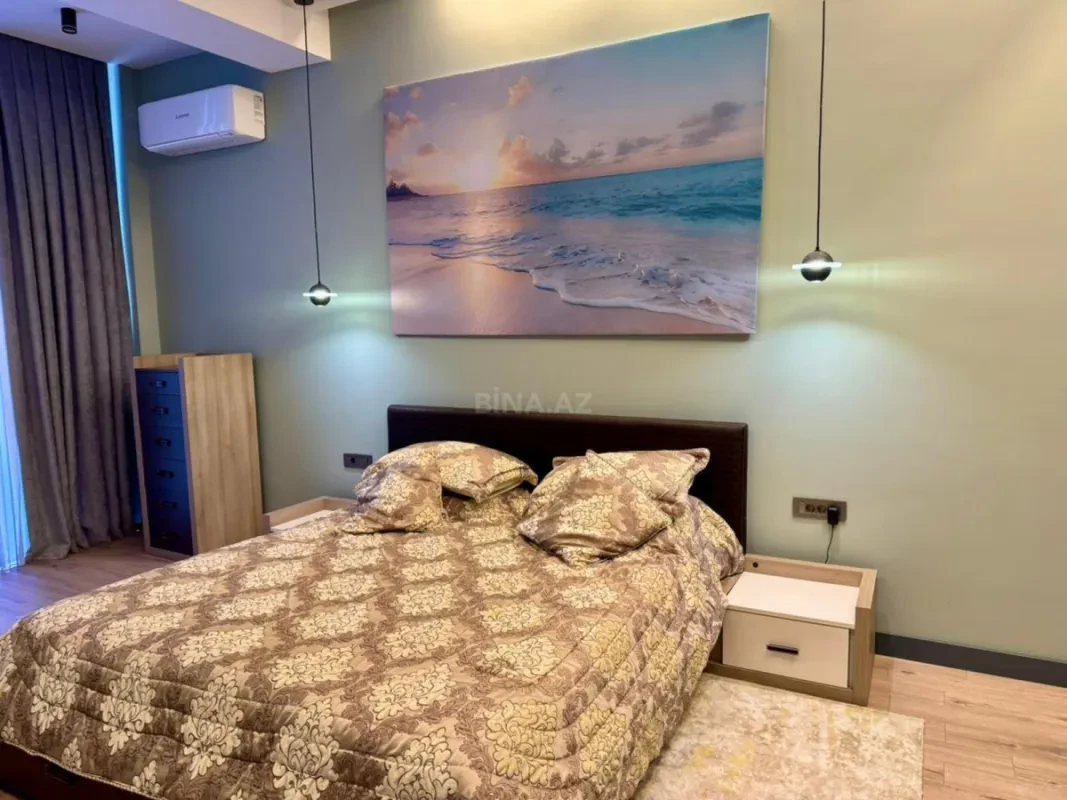 Kirayə verilir 2 otaqlı mənzil 106 m²