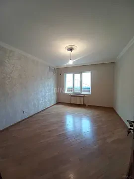 Satılır 4 otaqlı mənzil 120 m²