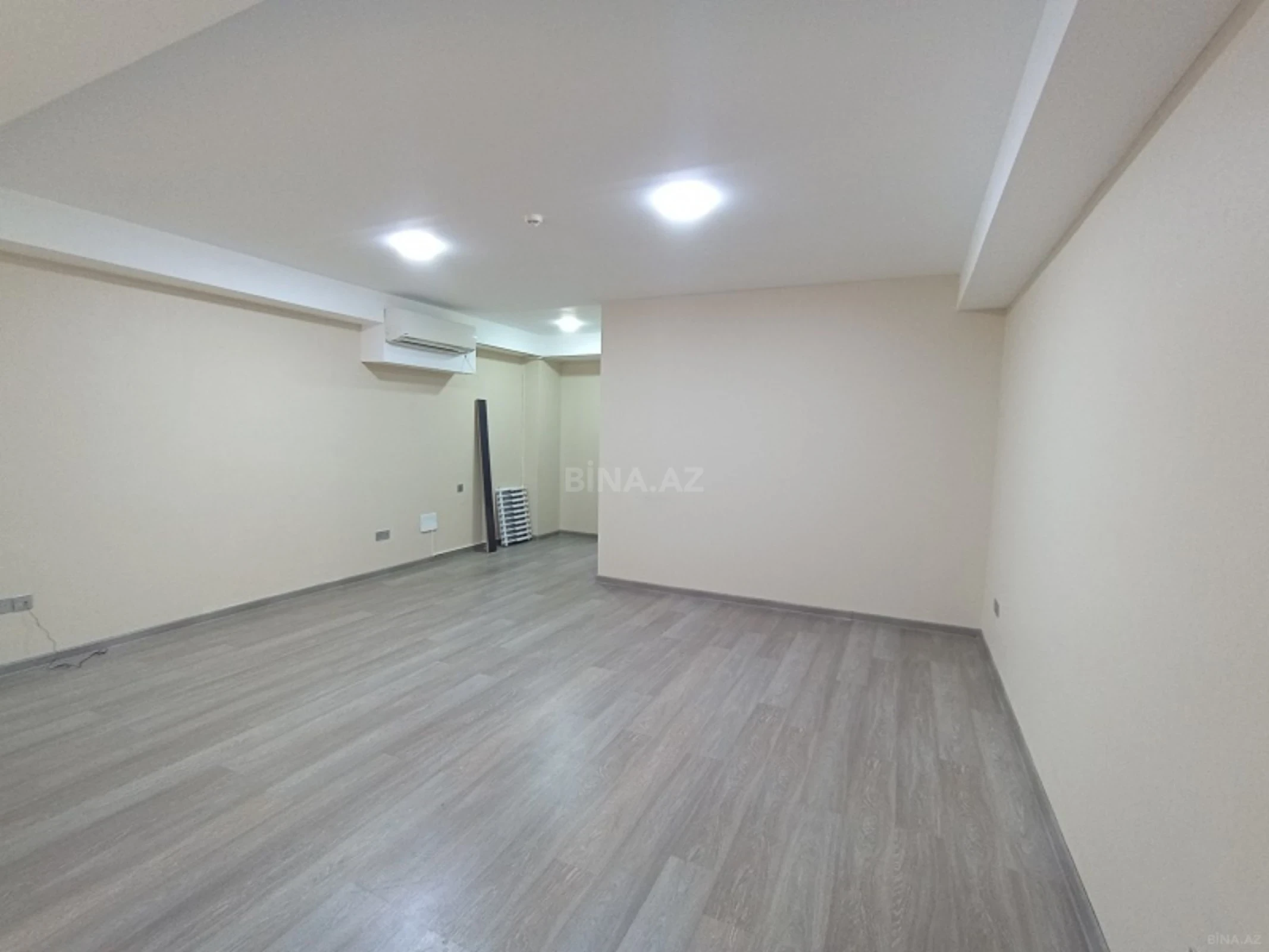 Kirayə verilir 1 otaqlı ofis 40 m²