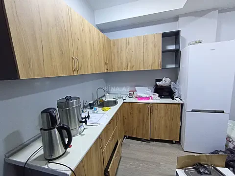 Kirayə verilir 1 otaqlı ofis 40 m²