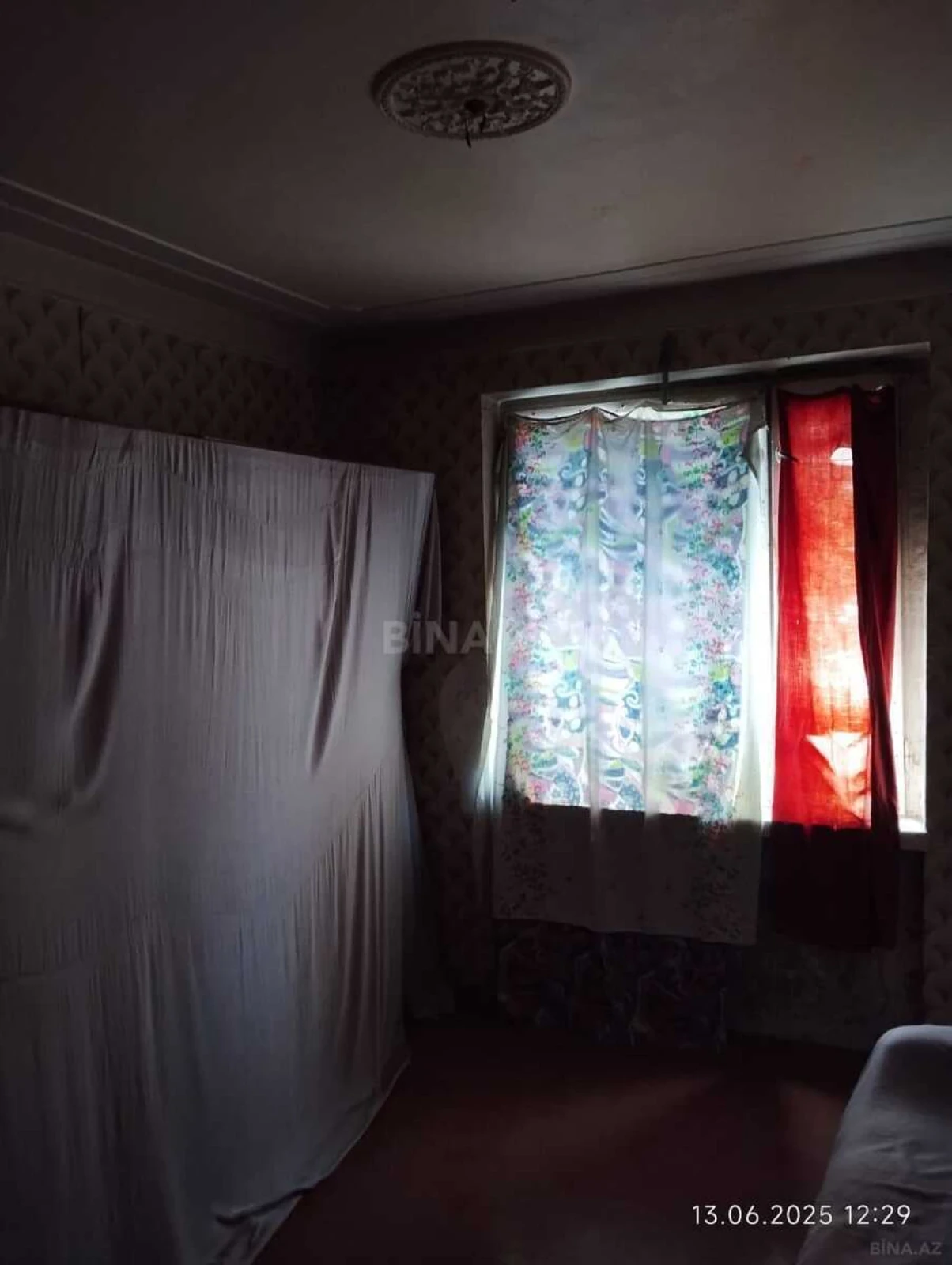 Satılır 5 otaqlı mənzil 110 m²