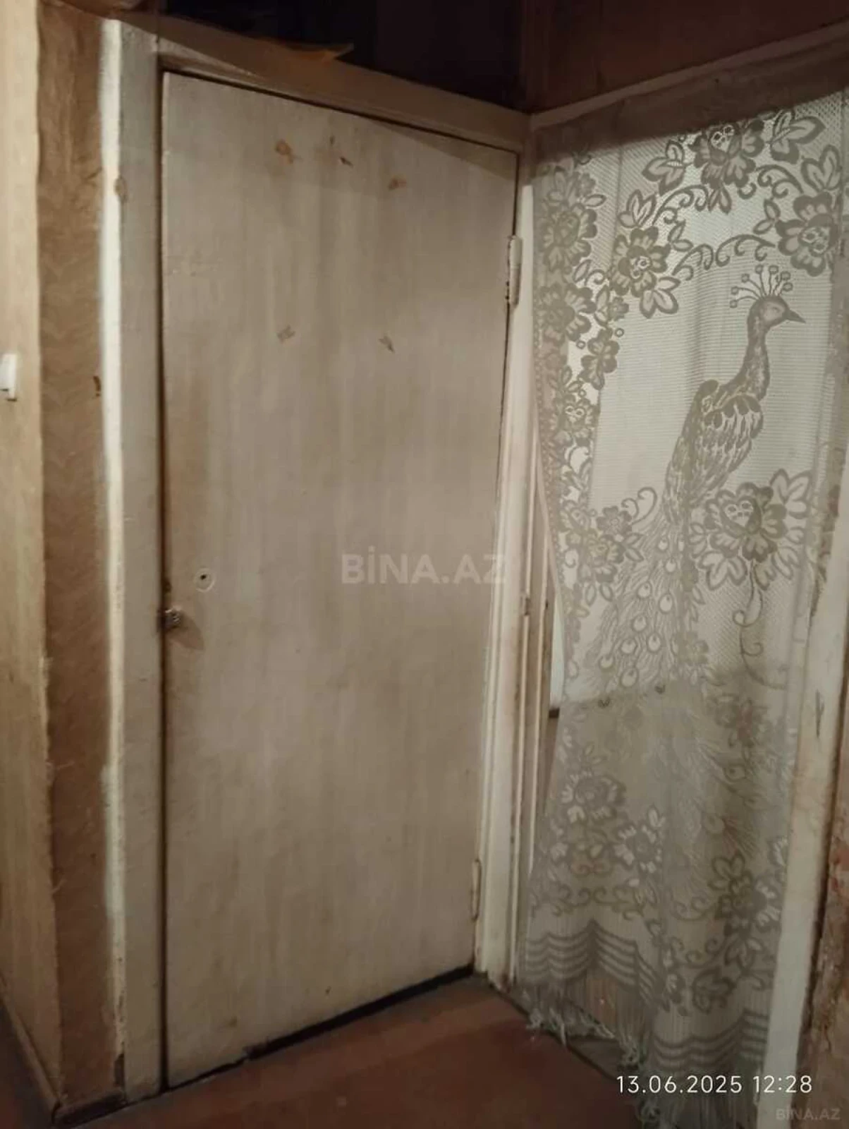 Satılır 5 otaqlı mənzil 110 m²