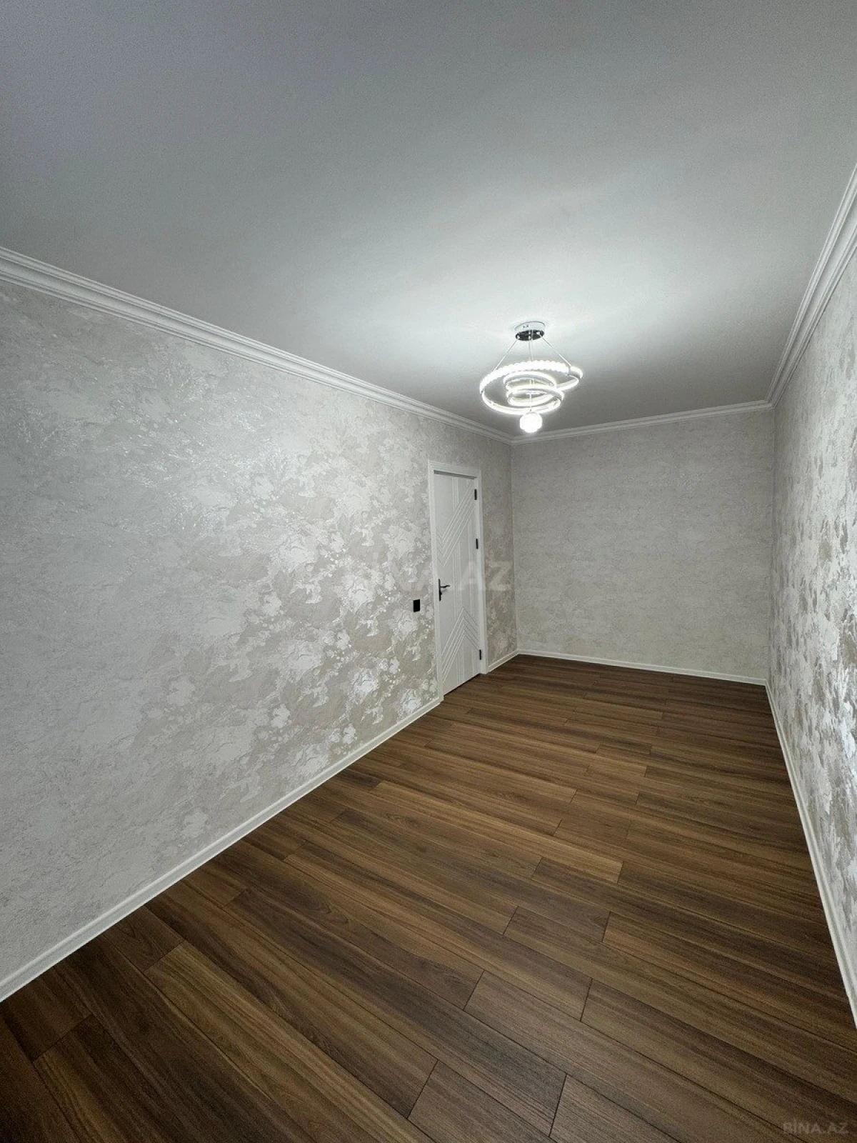 Satılır 3 otaqlı mənzil 55 m²