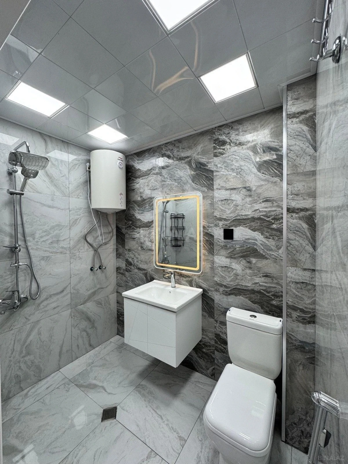 Satılır 3 otaqlı mənzil 55 m²