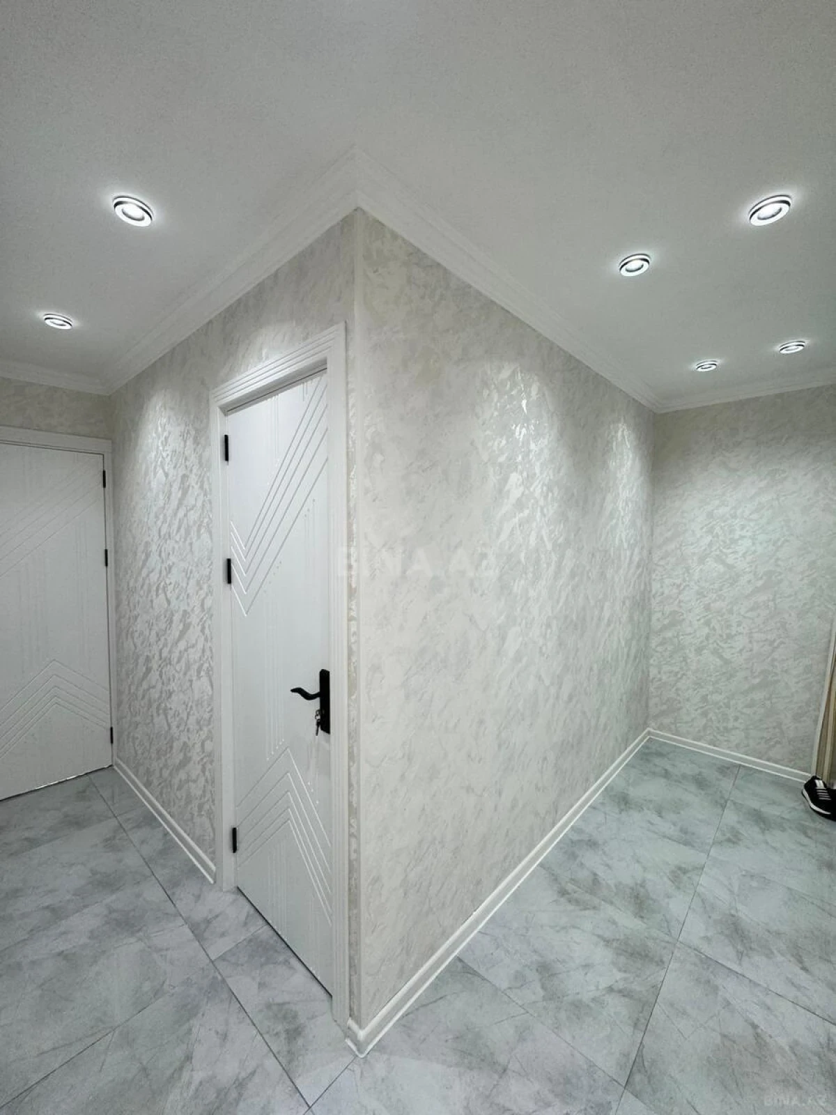 Satılır 3 otaqlı mənzil 55 m²