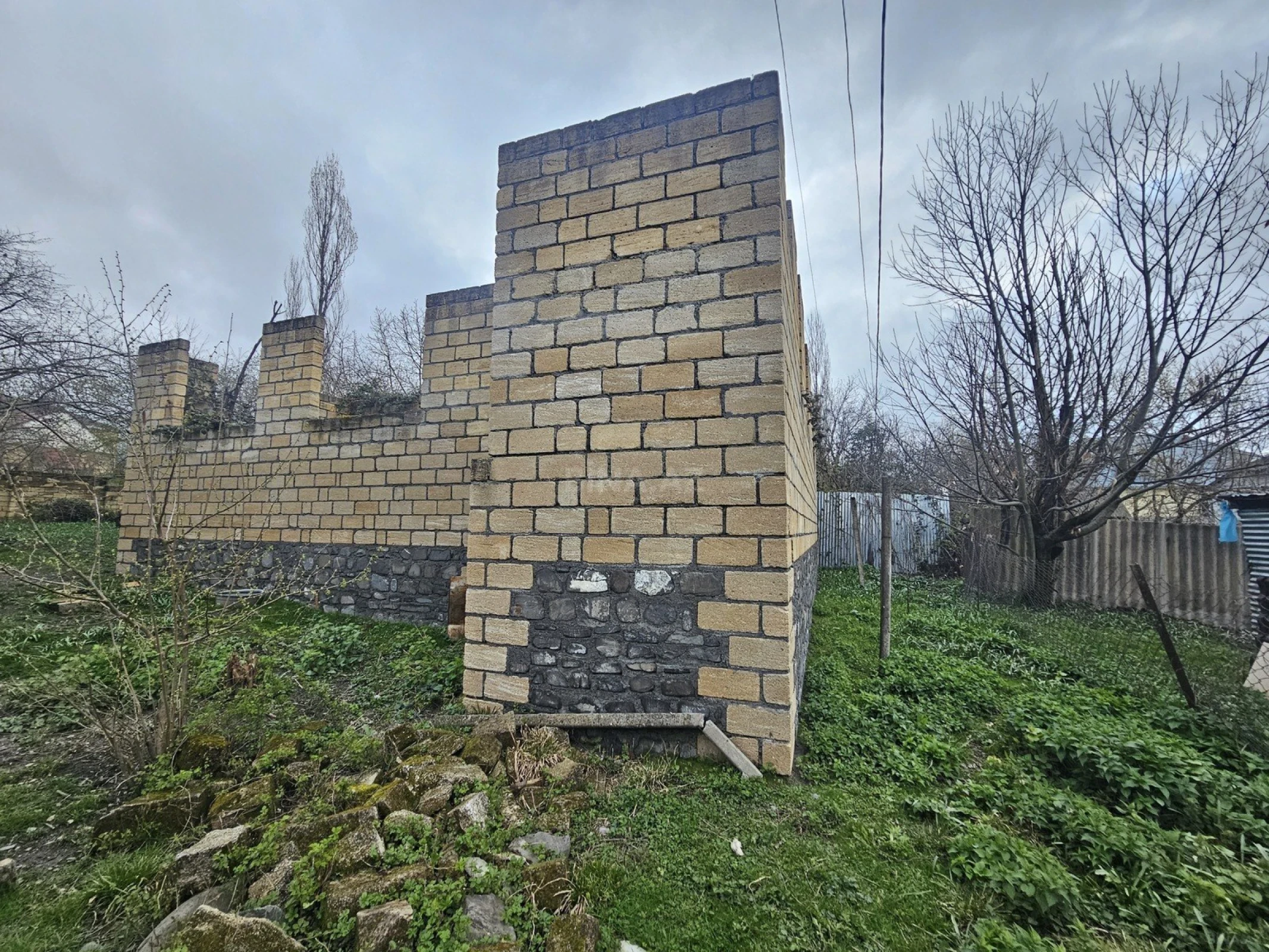 Satılır torpaq sahəsi 5 m²
