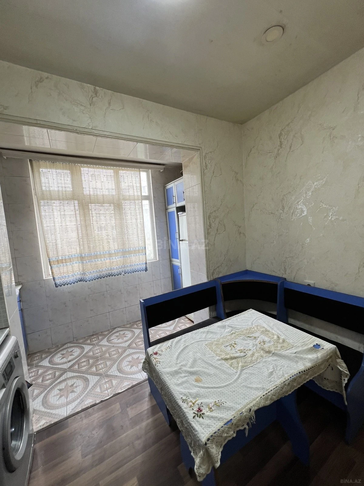 Kirayə verilir 2 otaqlı mənzil 70 m²
