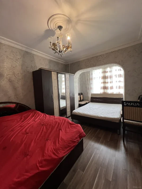 Kirayə verilir 2 otaqlı mənzil 70 m²