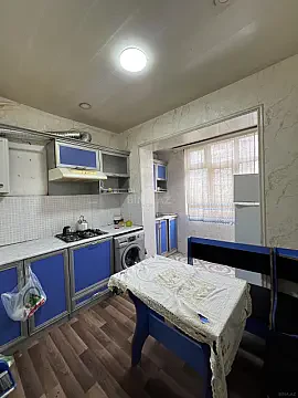 Kirayə verilir 2 otaqlı mənzil 70 m²