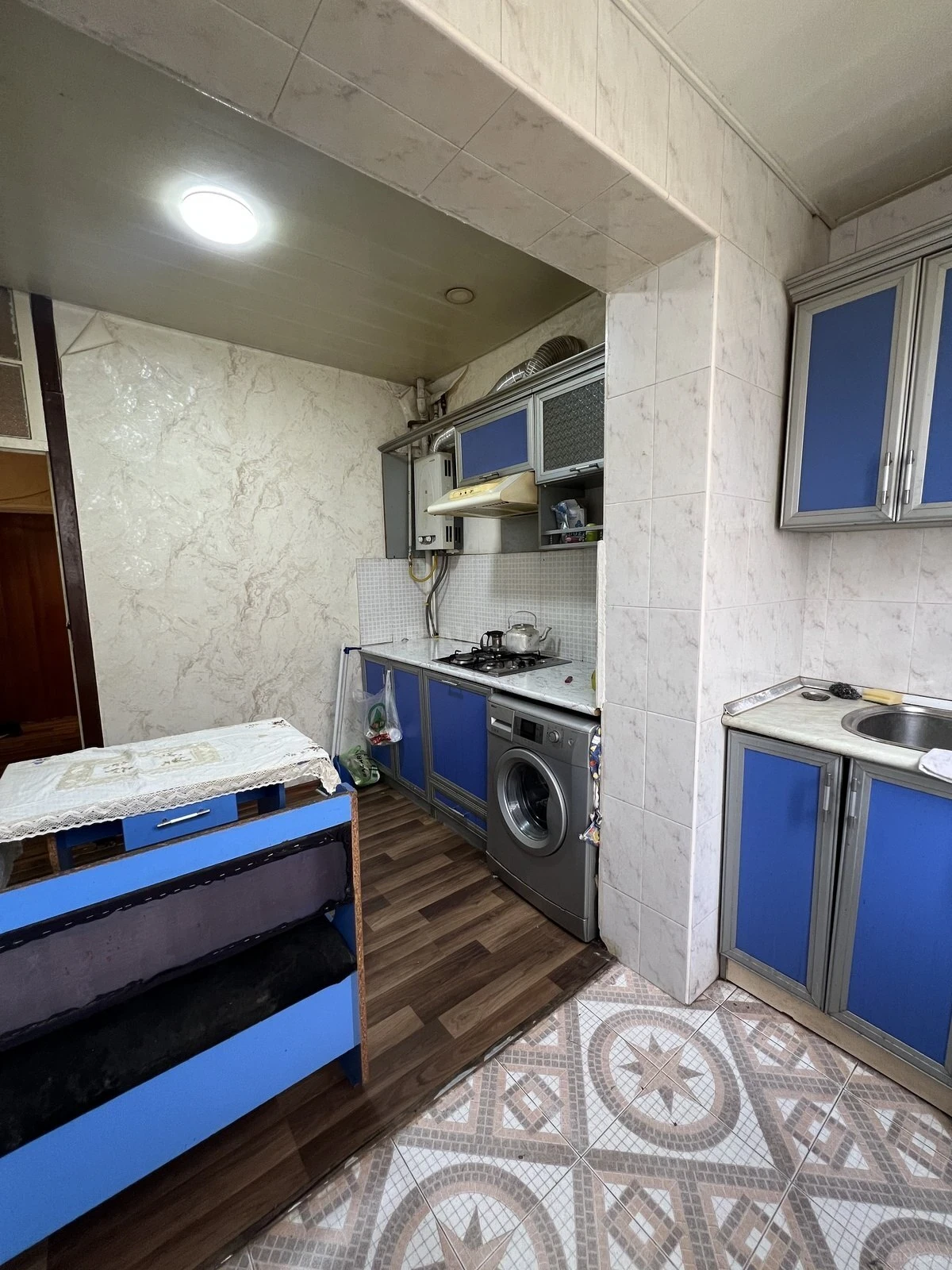 Kirayə verilir 2 otaqlı mənzil 70 m²