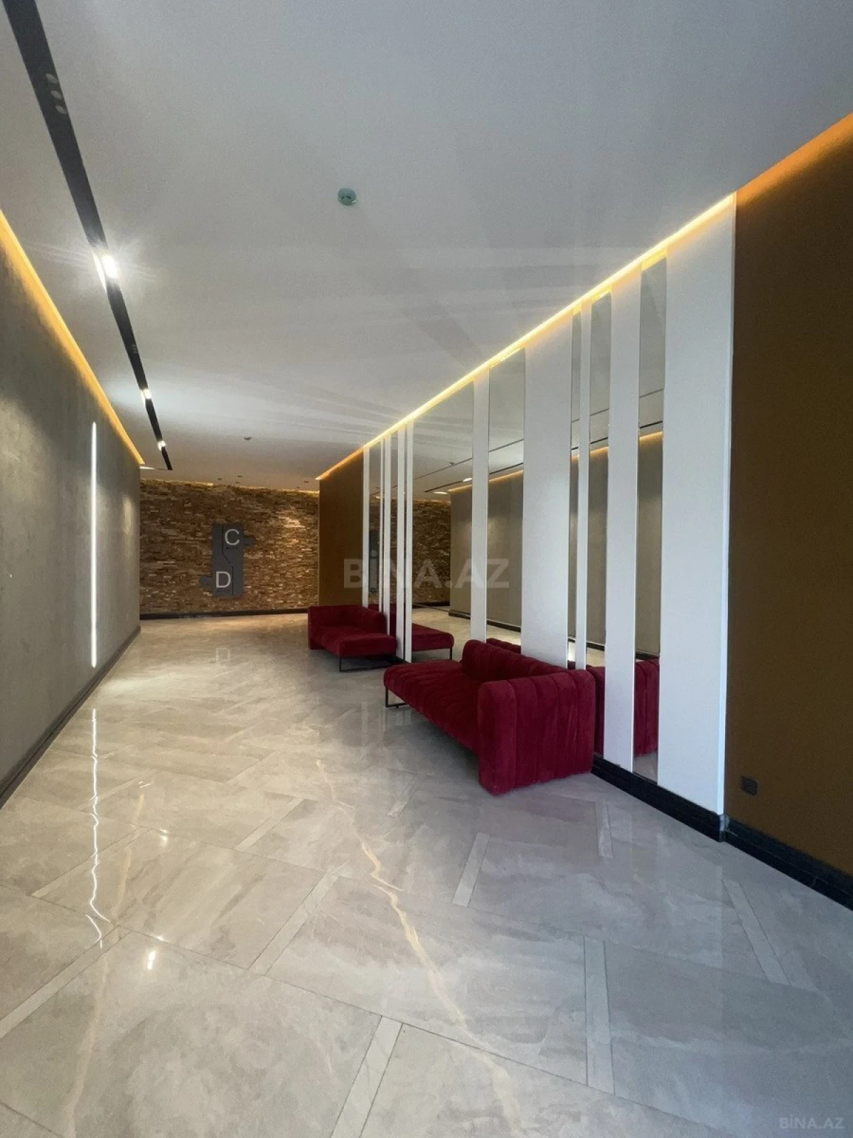 Satılır 2 otaqlı mənzil 47 m²