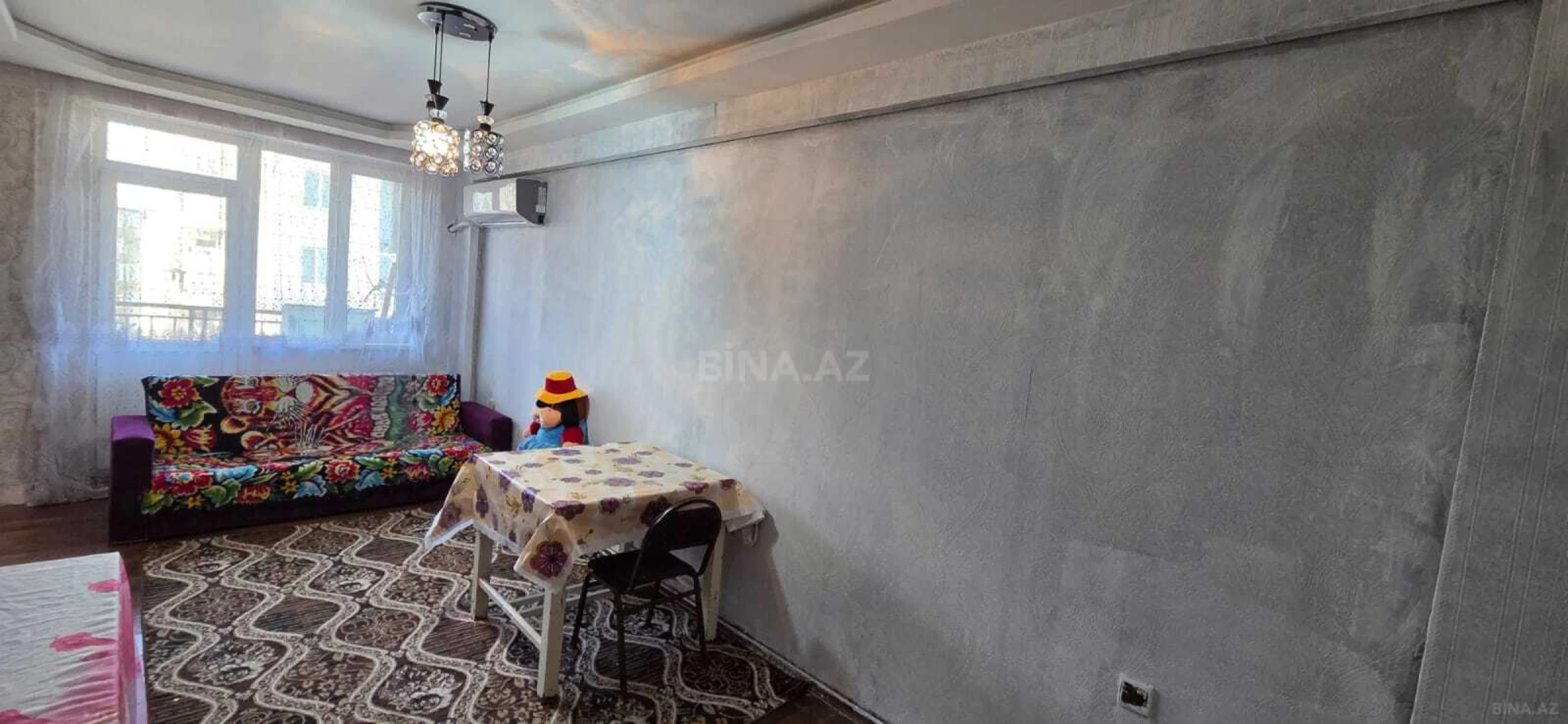 Satılır 2 otaqlı mənzil 52 m²