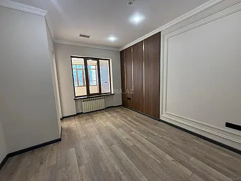 Kirayə verilir 20 otaqlı ofis 880 m²
