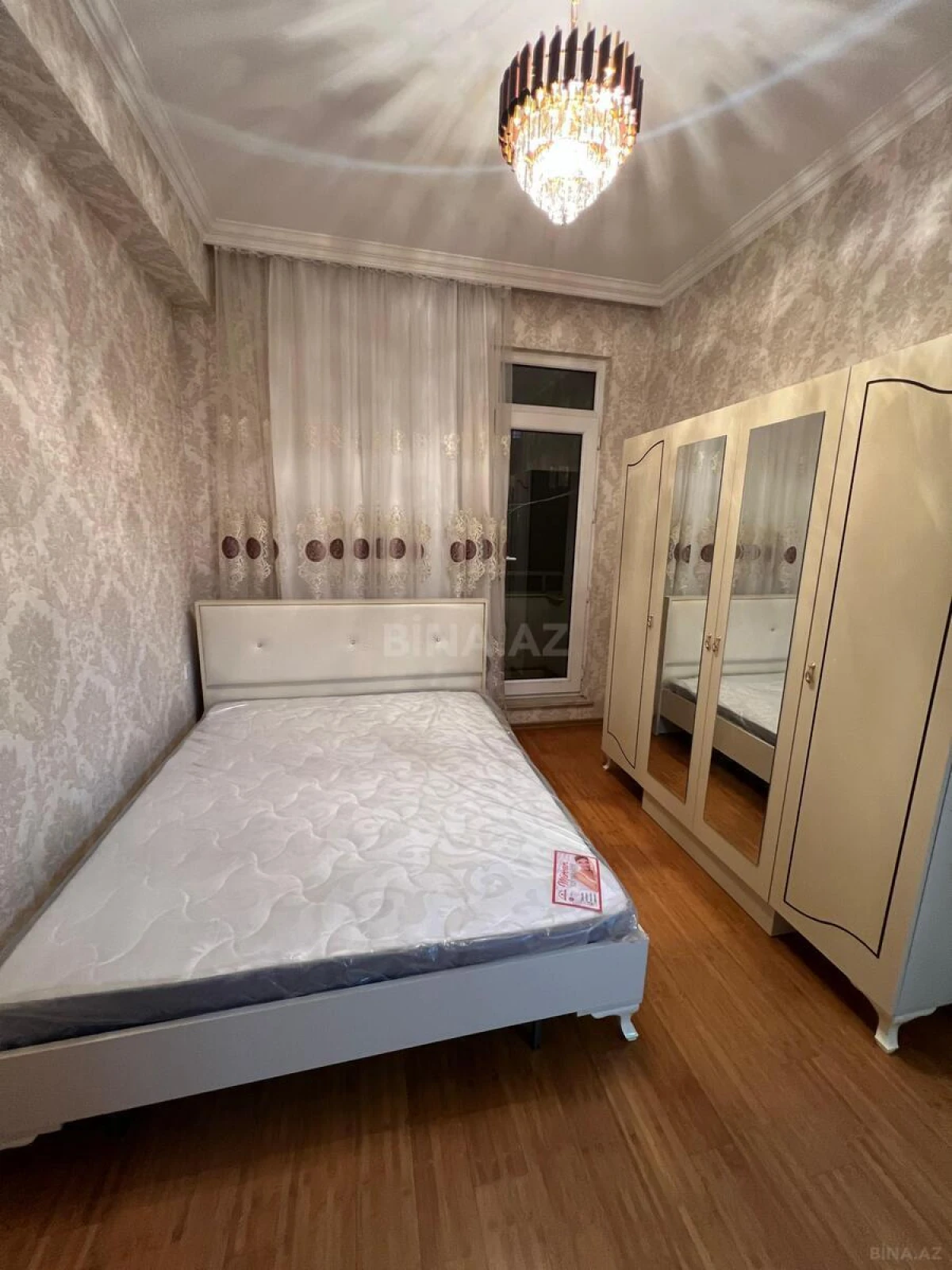 Kirayə verilir 2 otaqlı mənzil 55 m²