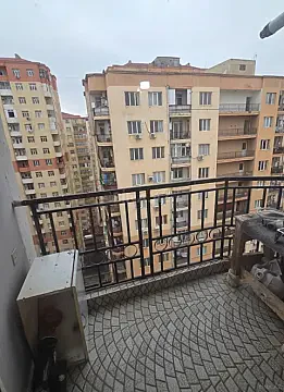 Satılır 1 otaqlı mənzil 50 m²