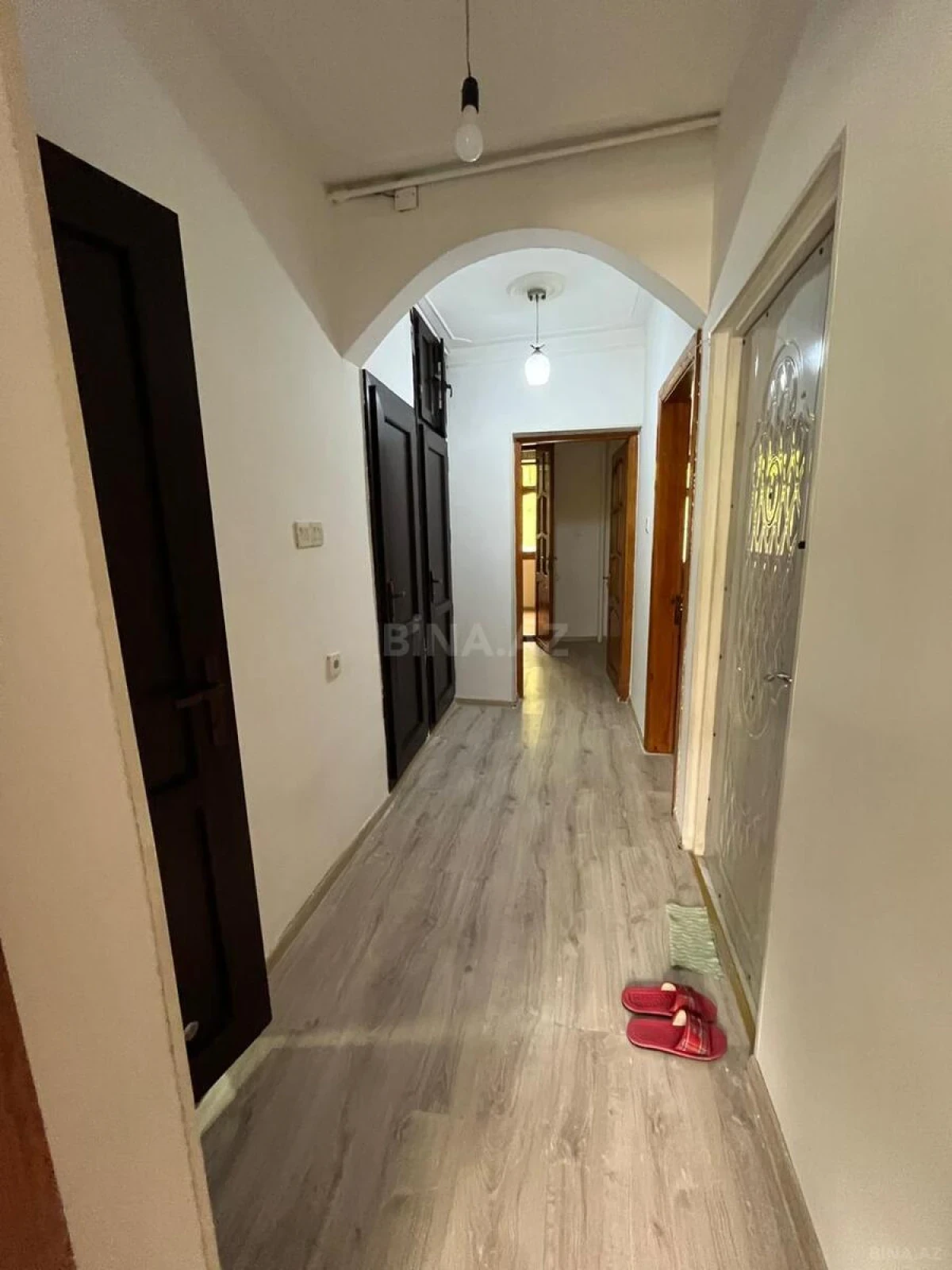 Kirayə verilir 2 otaqlı mənzil 70 m²
